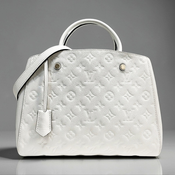 Louis Vuitton Handbags - ✨️Excellent condition Louis Vuitton Montaigne MM White Empreinte